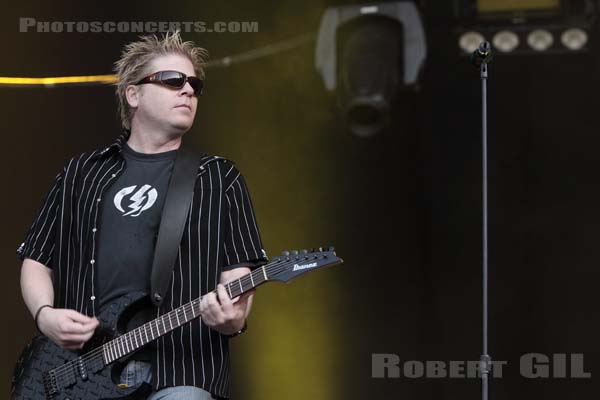 THE OFFSPRING - 2009-08-29 - SAINT CLOUD - Domaine National - Grande Scene - 